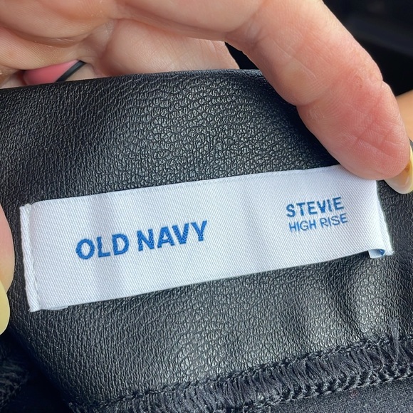 Old Navy Stevie High rise Black Faux Leather Pants Womens XL NWT Pull on - Picture 3 of 11